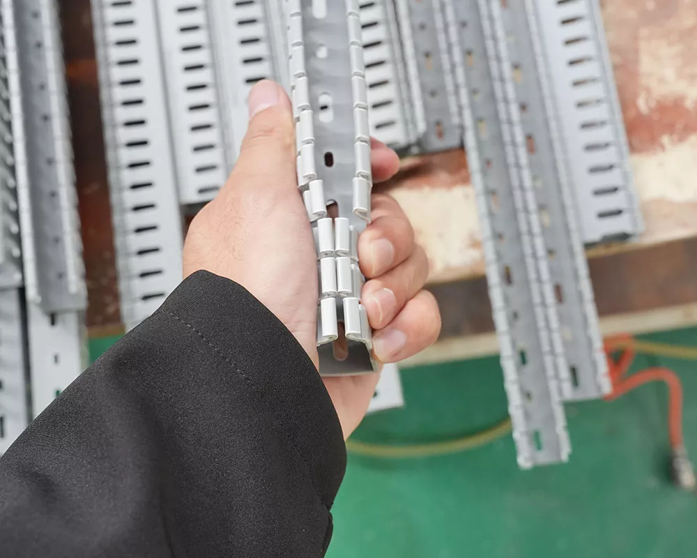 Kako dolg je en kos PVC plastične cevi?