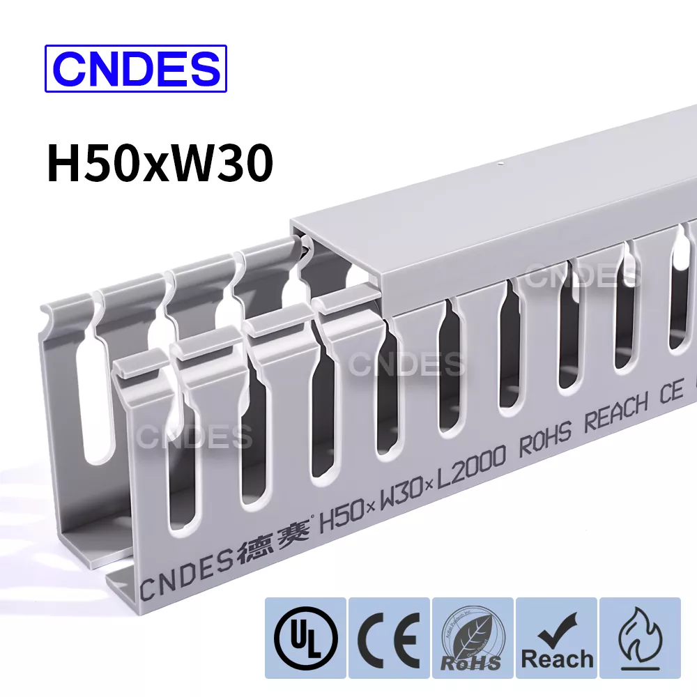 50×30 PVC kabelski kanal z režami