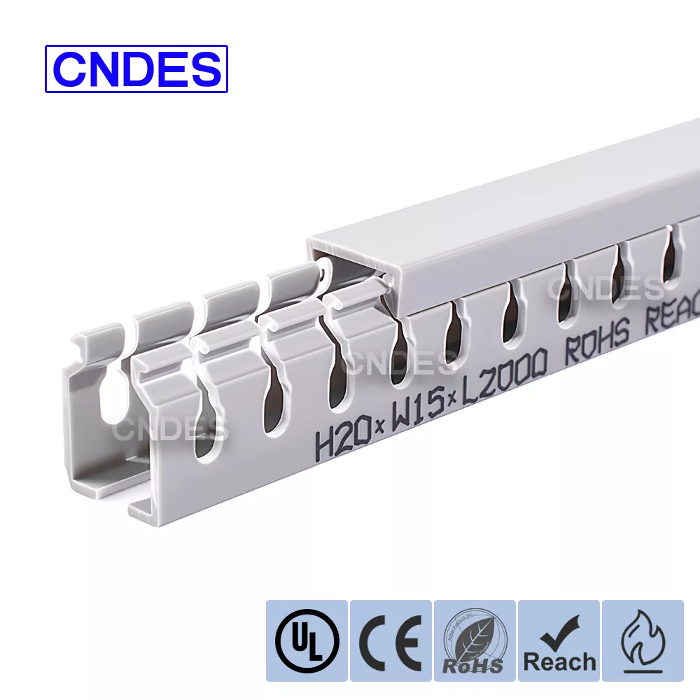 PVC kanal za električne žice z režami višine 20 mm